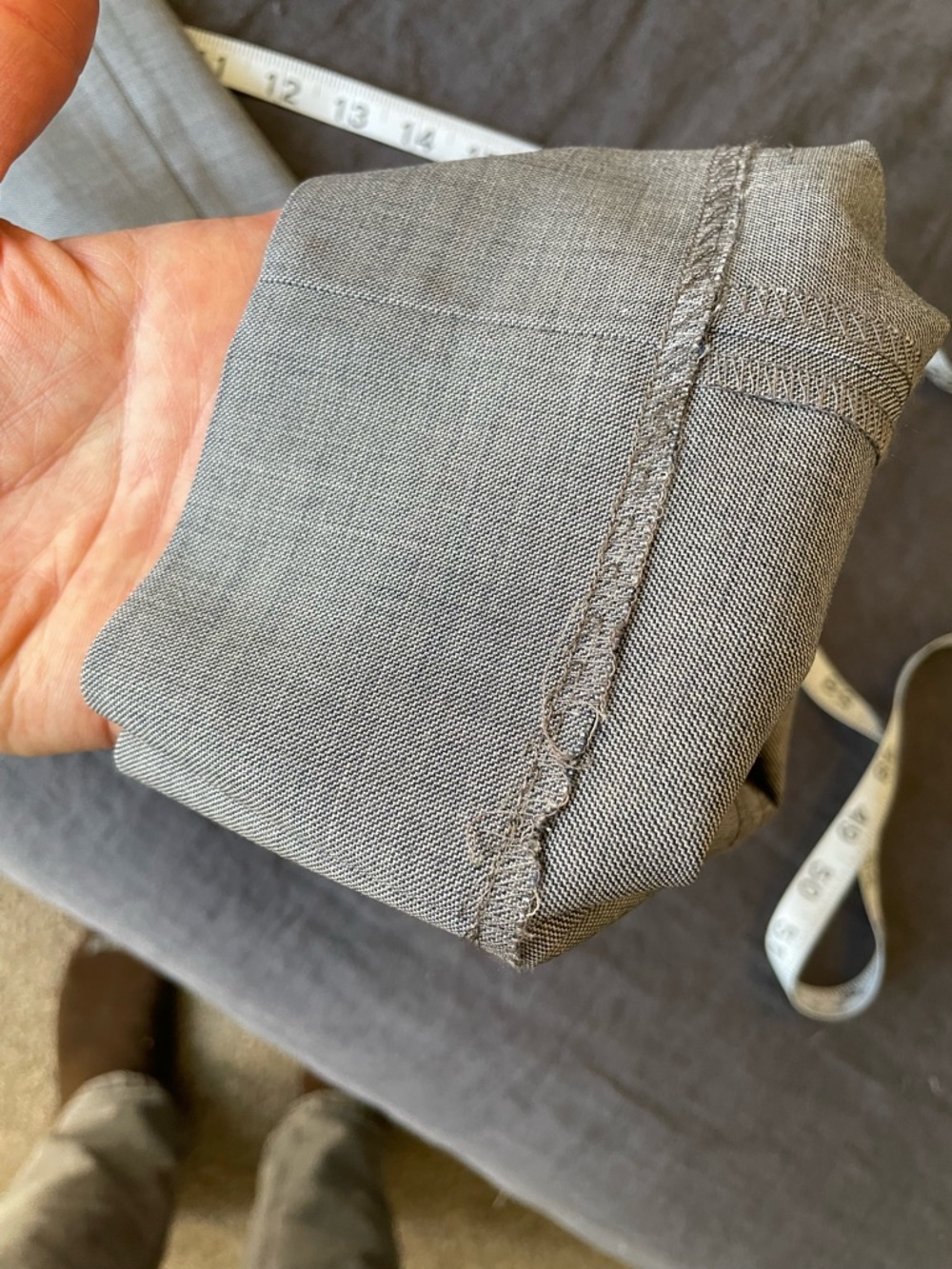 Calvin Klein Slim Fit Suit 40R jacket / 33W pants - Picture 4 of 6